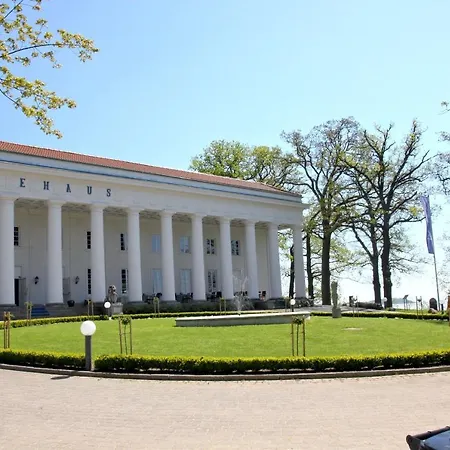 Hafenresidenz Lauterbach Ferienwohnung 2-3 Апартаменты *